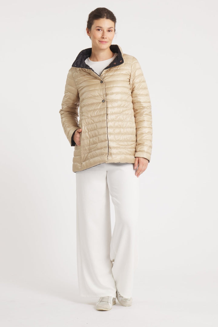 The Knightsbridge | Lightweight 2 in 1 Reversible Down Coat | Matte Black / Taupe - Cotes of London